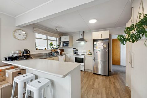 Photo of property in 2/86 Tamatea Road, Taupo, 3330