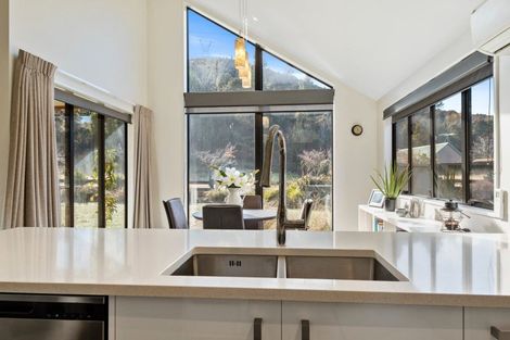 Photo of property in 1 Dumblane Way, Hanmer Springs, 7334