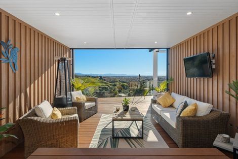 Photo of property in 31 Roger Guy Place, Welcome Bay, Tauranga, 3175