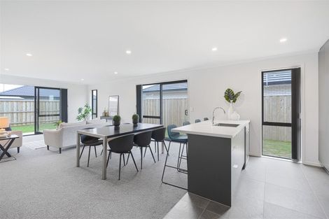 Photo of property in 20 Broadway Parade, Rolleston, 7615
