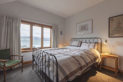 Photo of property in 2 Selwyn Road, Lyttelton, 8082