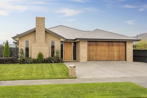 Photo of property in 30 Globe Bay Drive, Templeton, Christchurch, 8042
