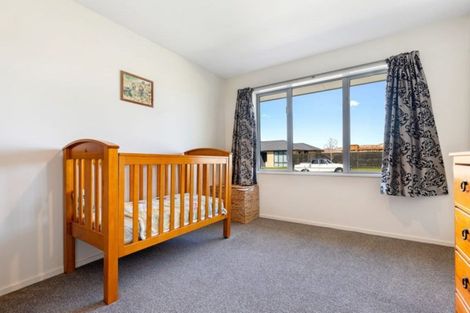Photo of property in 39 Koura Drive, Rangiora, 7400