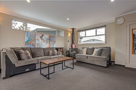 Photo of property in 25 Seaforth Avenue, Milson, Palmerston North, 4414