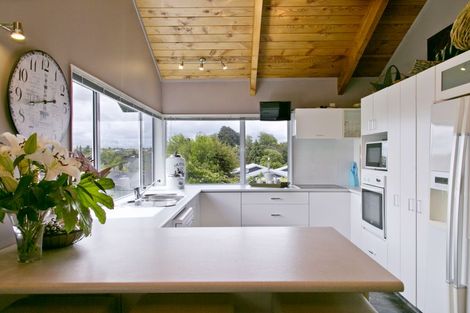 Photo of property in 21 Hindmarsh Drive, Rangatira Park, Taupo, 3330