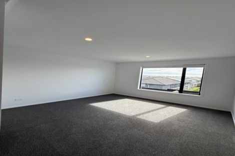 Photo of property in 21 Carronade Street, Papamoa Beach, Papamoa, 3118