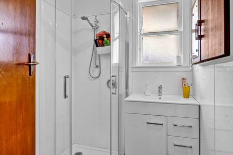 Photo of property in 9 Manawapou Road, Hawera, 4610