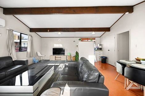 Photo of property in 61a Carrington Avenue, Silverdale, Hamilton, 3216