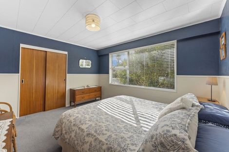Photo of property in 4 Lincoln Grove, Wainuiomata, Lower Hutt, 5014