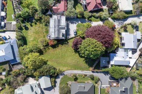 Photo of property in 18 Heuchan Lane, Wanaka, 9305