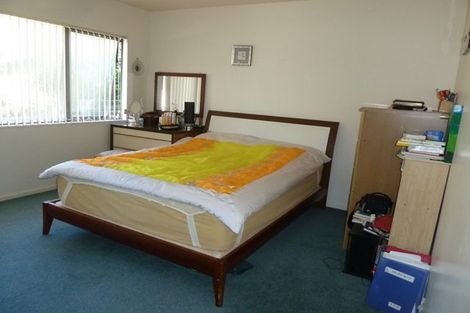 Photo of property in 43a Forrest Hill Road, Milford, Auckland, 0620