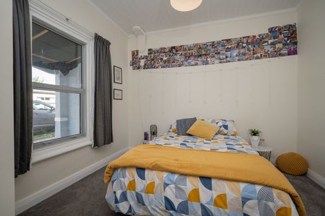 Photo of property in 22 Clutha Street, Alexandra, 9320
