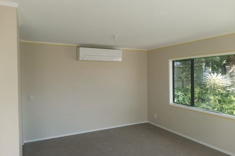 Photo of property in 6 Northall Road, New Lynn, Auckland, 0600