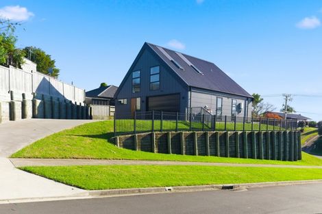 Photo of property in 2 Massee Way, Te Puke, 3119