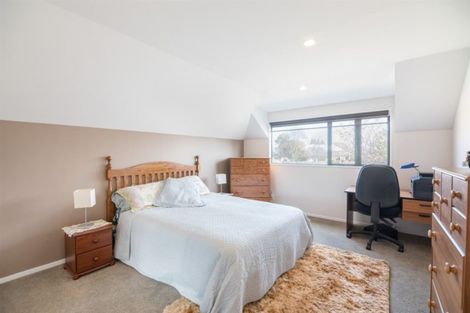 Photo of property in 165 Peverel Street, Riccarton, Christchurch, 8041