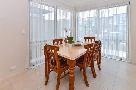 Photo of property in 17 Costa Viva Crescent, Karaka, Papakura, 2113