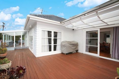 Photo of property in 110 Aberdeen Road, Campbells Bay, Auckland, 0620