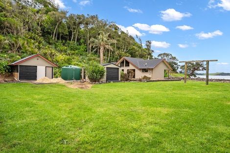 Photo of property in 178 Ngahau Bay Road, Helena Bay, Hikurangi, 0184