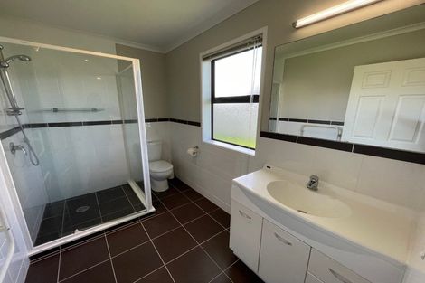 Photo of property in 63 Pyle Road West, One Tree Point, 0118