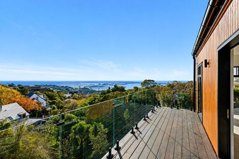 Photo of property in 17 Luxton Place, Mount Pleasant, Christchurch, 8081