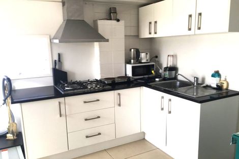 Photo of property in 30 Megan Avenue, Pakuranga Heights, Auckland, 2010