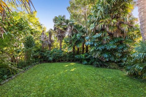 Photo of property in 70a Verran Road, Birkdale, Auckland, 0626
