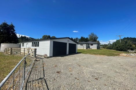 Photo of property in 45 Davis Road, Waiongana, Inglewood, 4389