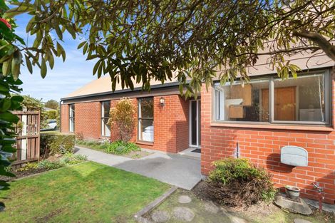 Photo of property in 8 Parr Place, Ilam, Christchurch, 8041