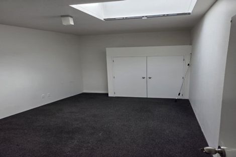 Photo of property in 8 Torrens Terrace, Mount Cook, Wellington, 6011