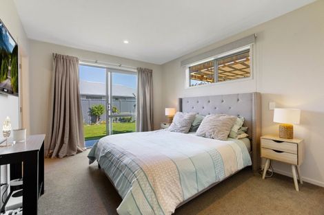 Photo of property in 11 Guano Crescent, Cromwell, 9310