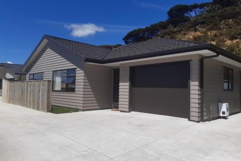 Photo of property in 27 Moonsail Drive, Whitby, Porirua, 5024