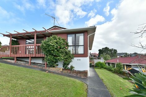 Photo of property in 16 Petrel Place, Massey, Auckland, 0614
