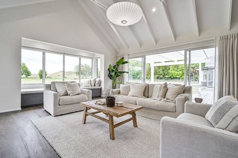 Photo of property in 664a Swamp Road, Puketapu, Napier, 4183