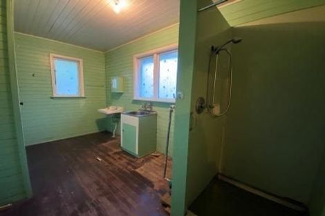 Photo of property in 482 Cashmere Road, Westmorland, Christchurch, 8025
