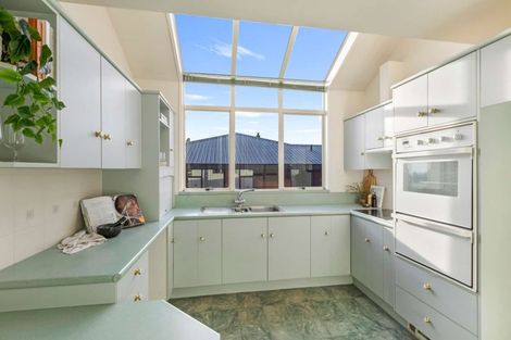 Photo of property in 43 Aotea Crescent, Gore, 9710