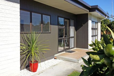 Photo of property in 36 Chester Street, Taradale, Napier, 4112