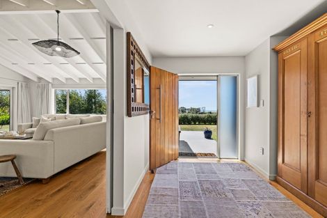 Photo of property in 10 Charlton Road, Te Awanga, 4102