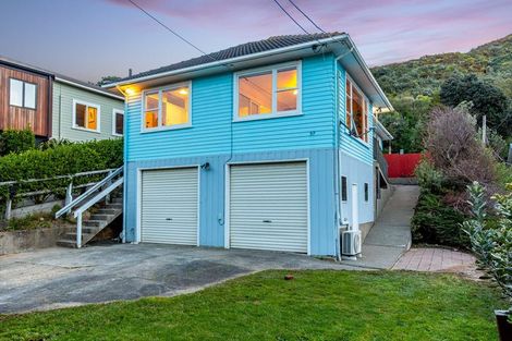 Photo of property in 97 Happy Valley Road, Owhiro Bay, Wellington, 6023