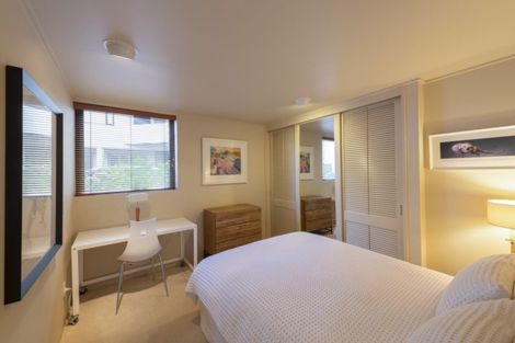 Photo of property in Highwic, 32u5 Hobson Street, Thorndon, Wellington, 6011
