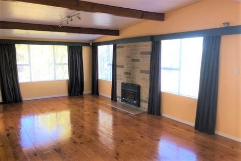 Photo of property in 1 Moa Place, Onerahi, Whangarei, 0110