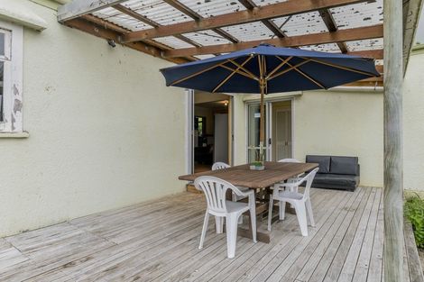 Photo of property in 27 Salisbury Street, Levin, 5510