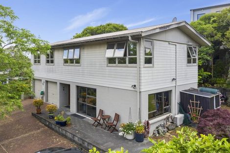 Photo of property in 14 Edgewood Way, Henderson, Auckland, 0612