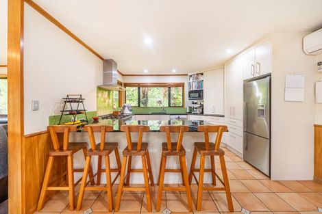 Photo of property in 38 Emerald Hill Drive, Birchville, Upper Hutt, 5018