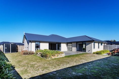 Photo of property in 15 Johnson Avenue, Amberley, 7410