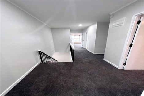 Photo of property in 117 Golf Road, New Lynn, Auckland, 0600