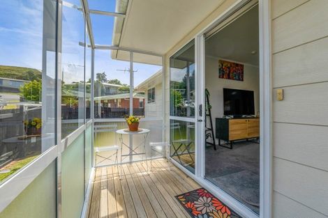 Photo of property in 8 Shaldon Crescent, Blagdon, New Plymouth, 4310