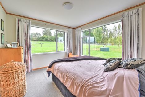 Photo of property in 62 Bowmar Road, Waimumu, Gore, 9774