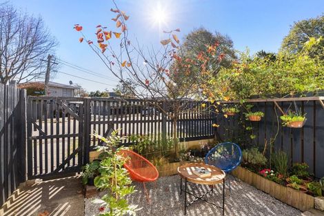 Photo of property in 4/14 Church Square, Addington, Christchurch, 8024