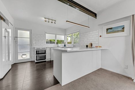 Photo of property in 3/3 Opua Street, Belmont, Auckland, 0622