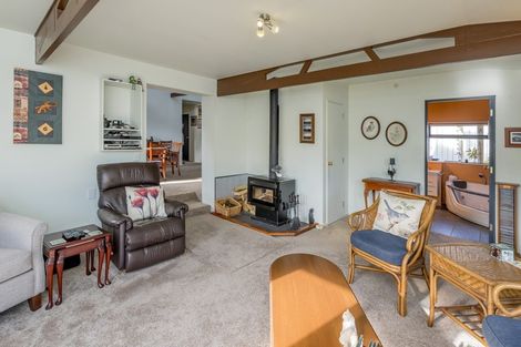 Photo of property in 32 Pratt Avenue, Foxton Beach, Foxton, 4815